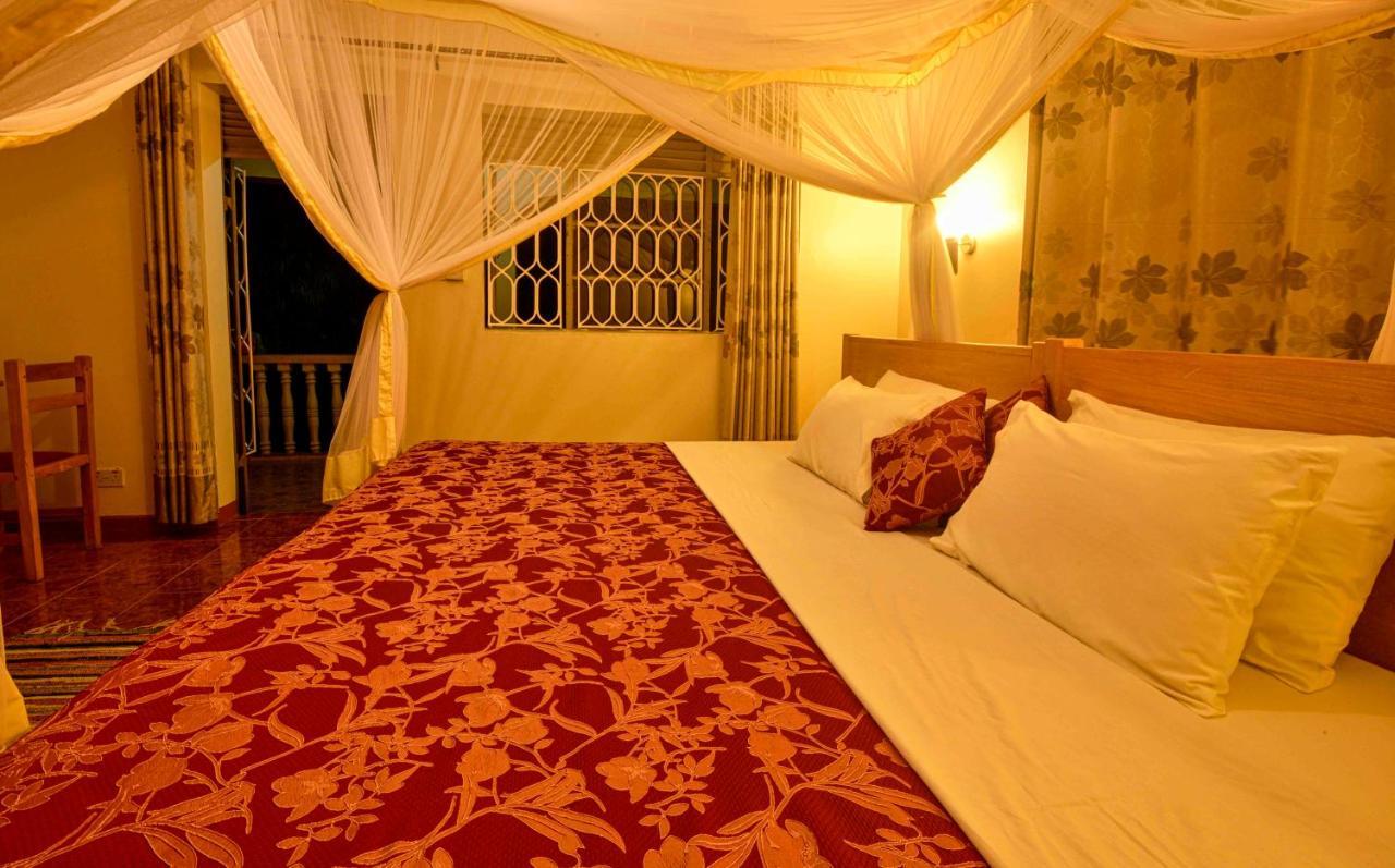 Cycad Entebbe Guest House Kültér fotó